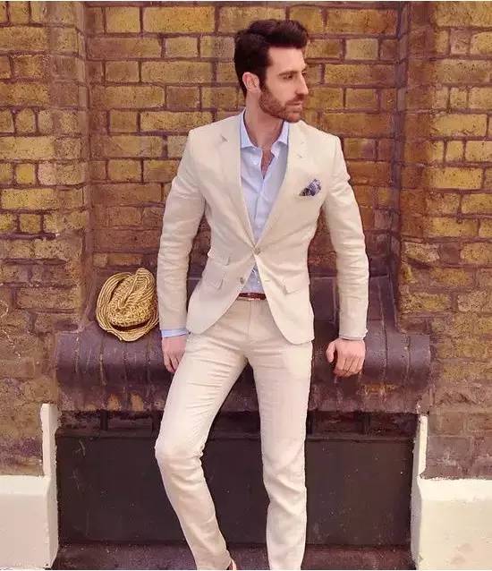 男人穿西装的正确搭配,男士穿西装有哪些搭配