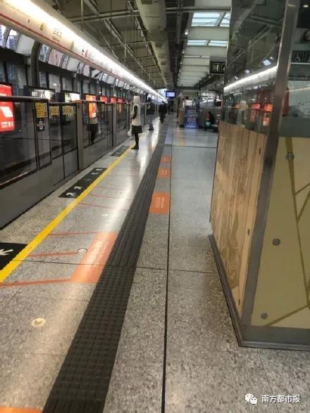 深圳复工第一天地铁站图,复工第一天的地铁