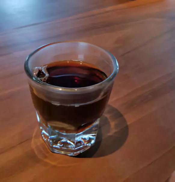 城市调性ￜ经常喝星巴克，你关注过它背后怎么折腾咖啡豆的吗？