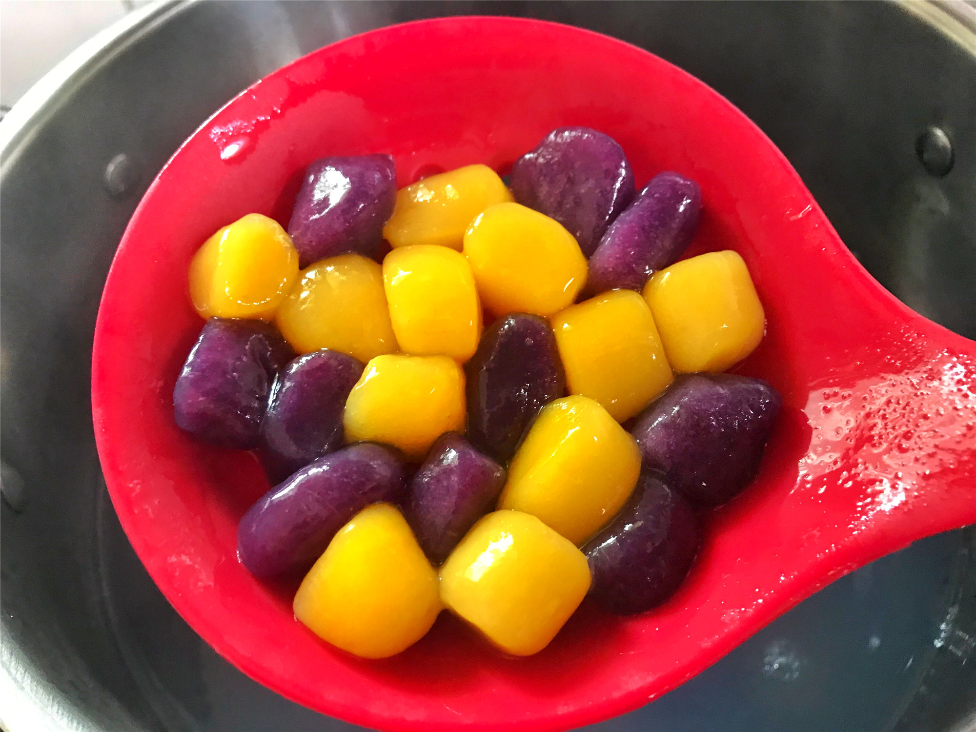 做芋圆的时候揉不成团太黏手,做芋圆不成形是什么原因