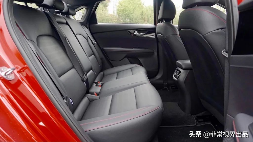 起亚k32021款改款1.5lcvt时尚版,起亚k32020款1.5lcvt智享互联版