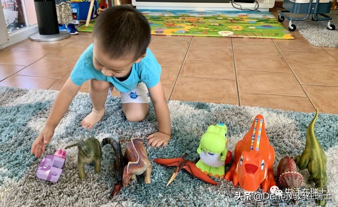 陪玩婴儿的三个技巧,新生儿1-2个月怎么陪玩