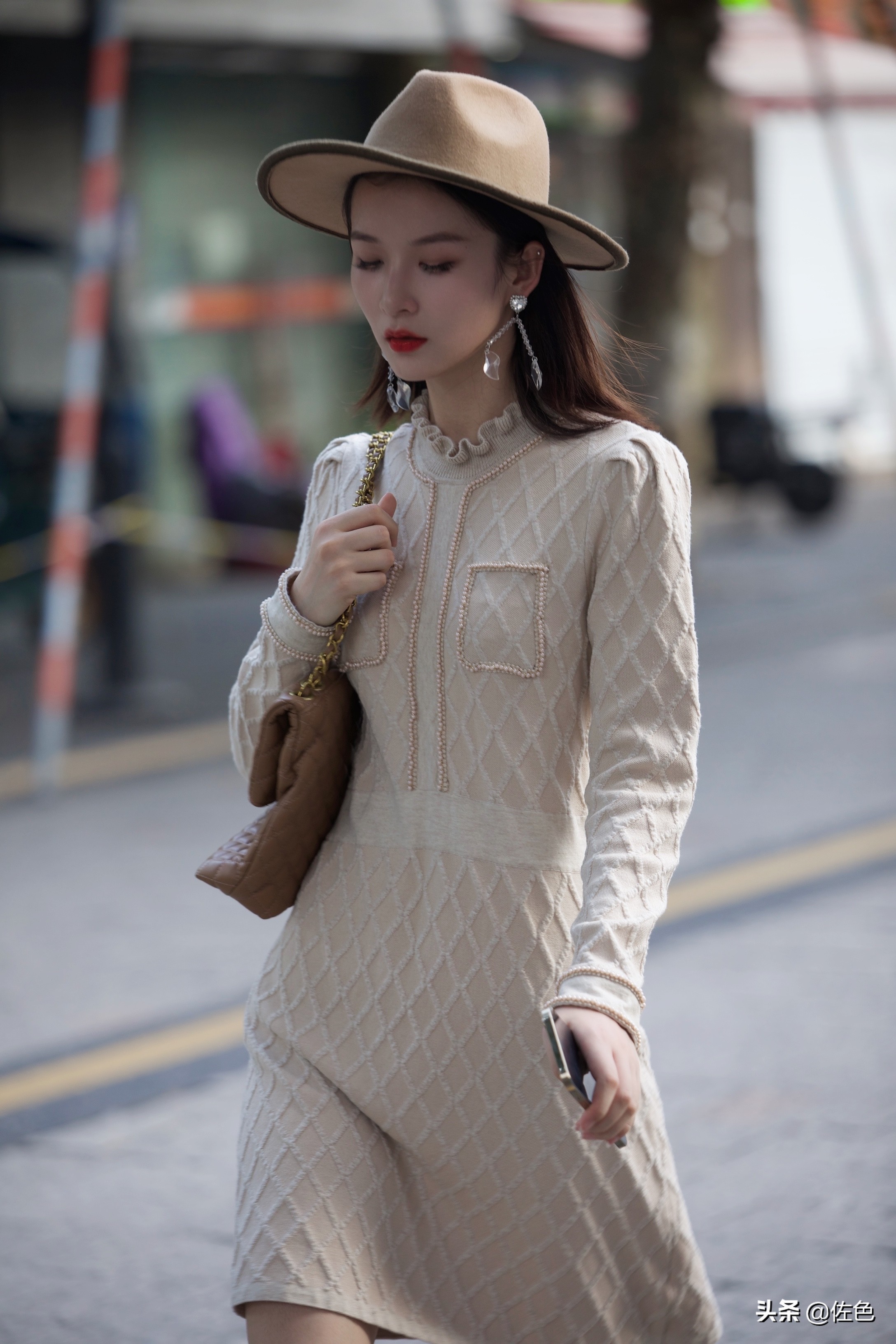 春季街拍微胖小姐姐穿搭,冬季街拍穿搭分享