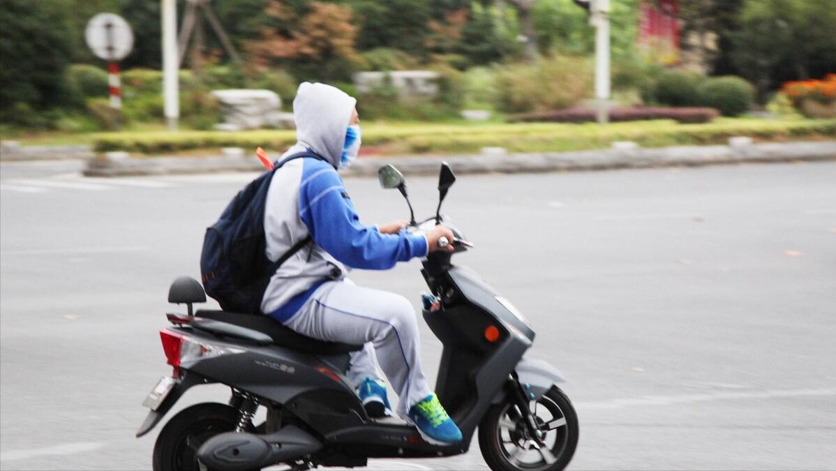 电动车以旧换新车牌怎么办,电动车以旧换新原车牌照怎么处理