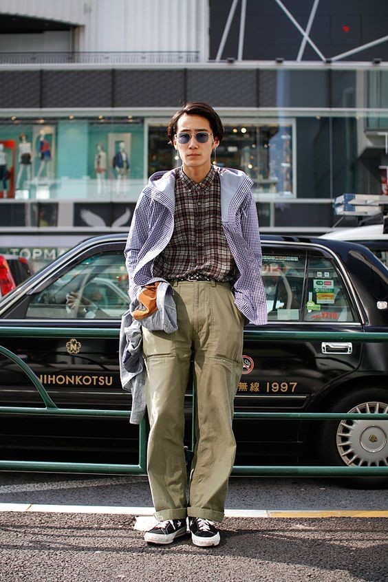 今年潮款运动鞋男士穿搭,运动潮鞋怎么穿好看男款