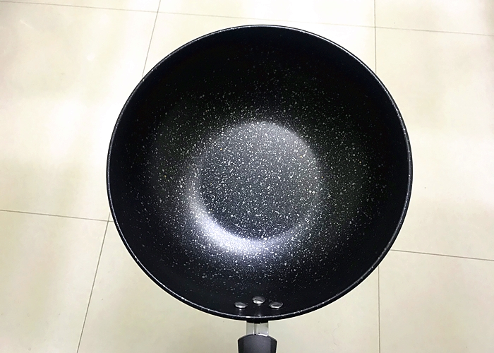 新不粘锅怎么开锅最简单方法,新买的不粘锅需要怎么开锅