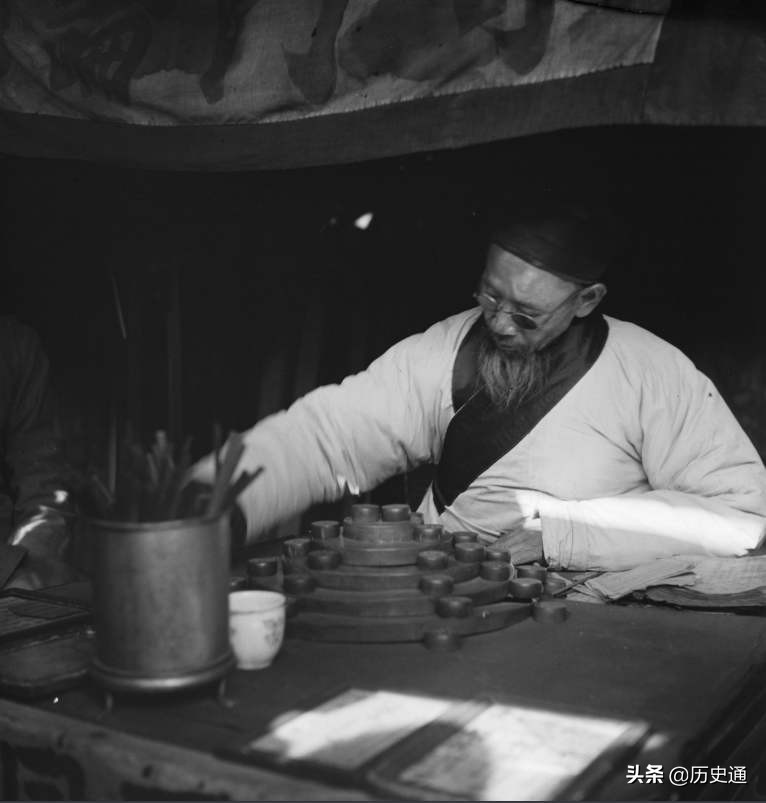 乐家二十七兄弟，唯一一人带秘方和金子逃离老家，再创乐家同仁堂