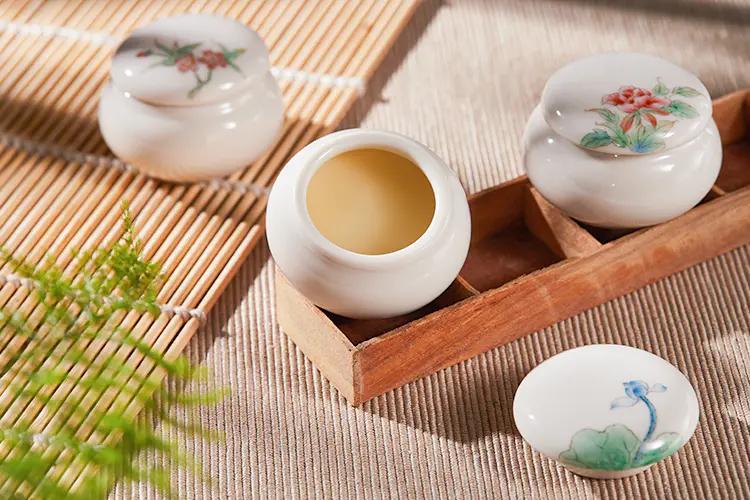 清新而优雅的香味,书香清雅入骨许你气质绝尘