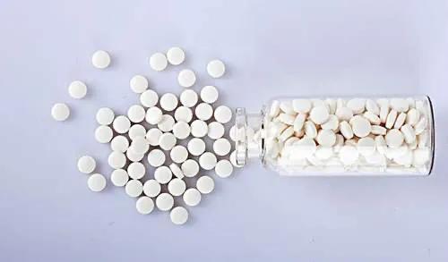 艾司唑仑与佐匹克隆片交替服用,艾司唑仑与佐匹克隆如何区别应用