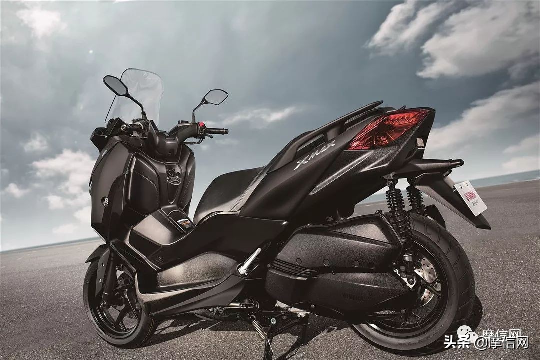 雅马哈tmax530顶配价格,雅马哈tmax530和xmax300对比