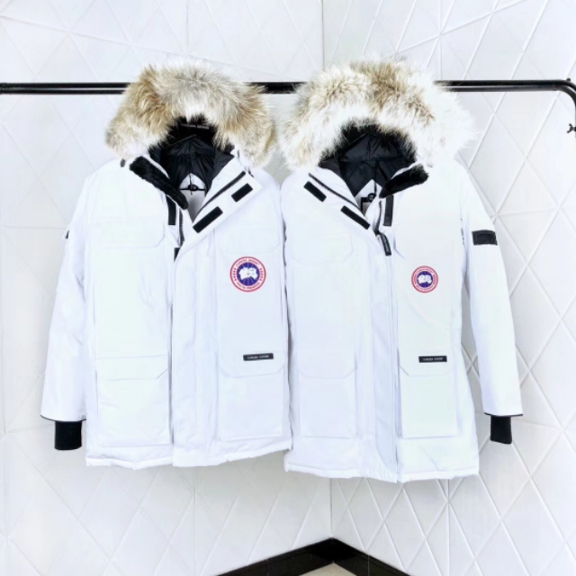 加拿大鹅为什么这么贵,加拿大鹅到底值不值得买