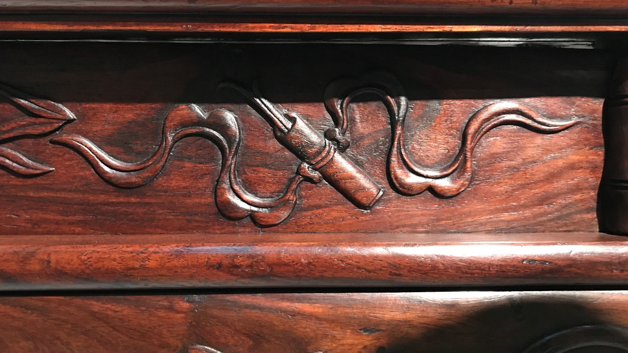 黄花梨有锯齿纹,黄花梨有紫色锯齿纹路