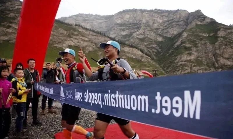 西北望射天狼深度解析,西北望射天狼霸气吗