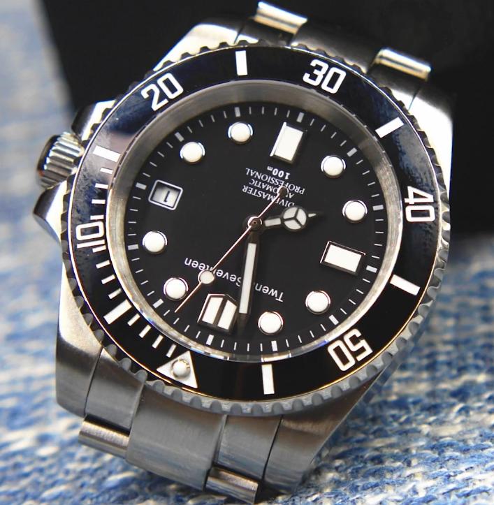 几百块的绿水鬼西铁城机芯,30岁男人戴西铁城