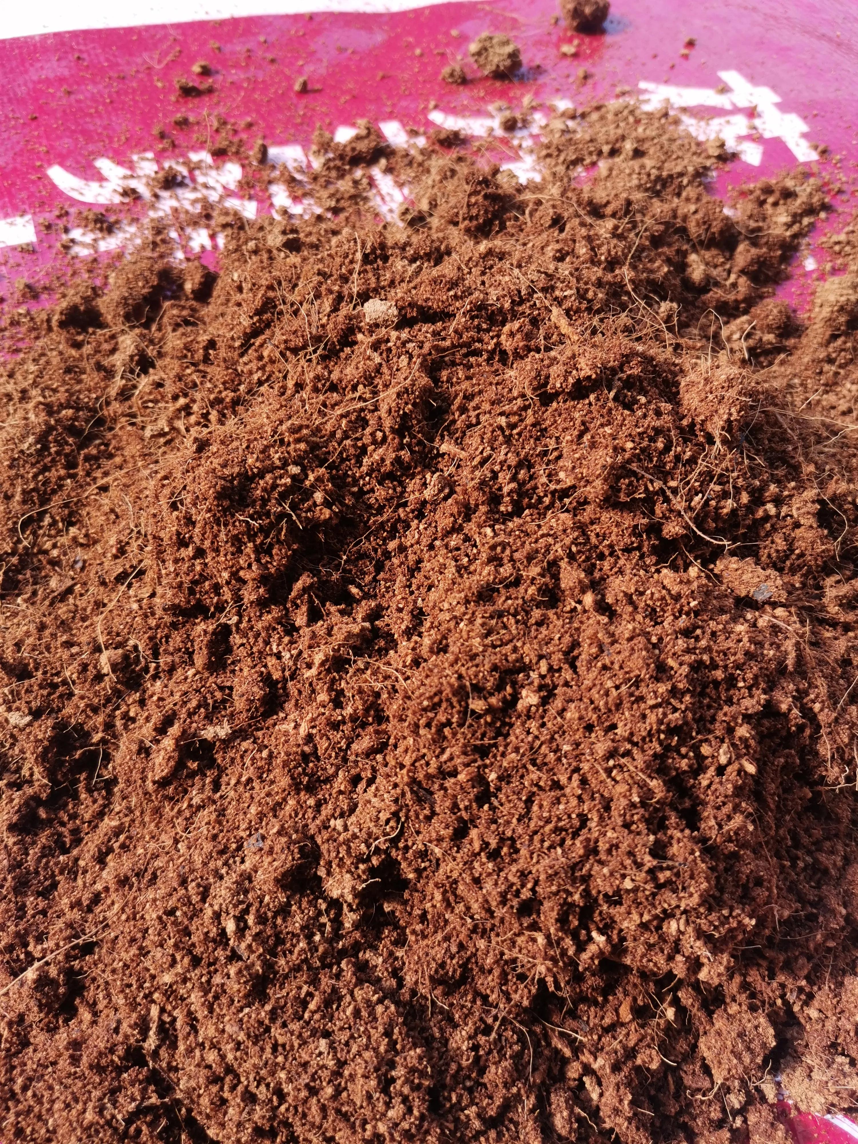 种花用椰糠土好还是用营养土好,种花选择哪种营养土好