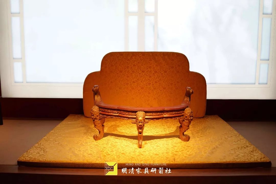 大清朝的满族特点,满族宫廷里的经典花纹图案