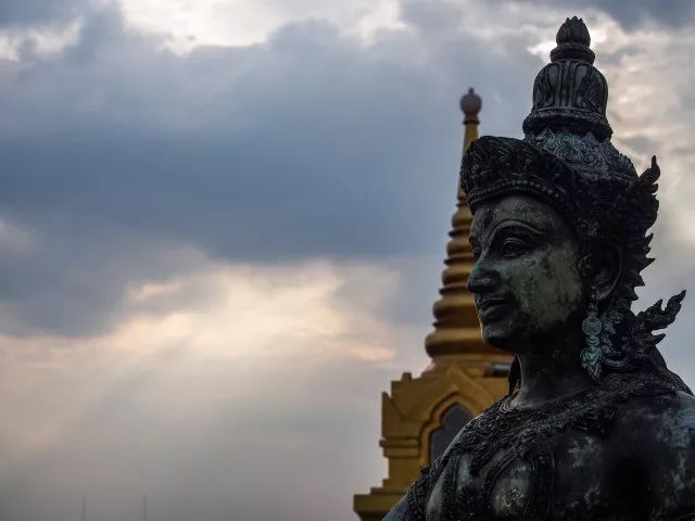 泰国去寺庙祈福攻略,泰国卧佛寺打卡攻略