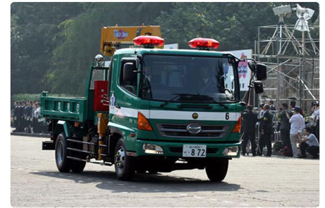 日本隐藏式警车,日本警察用的是什么警车