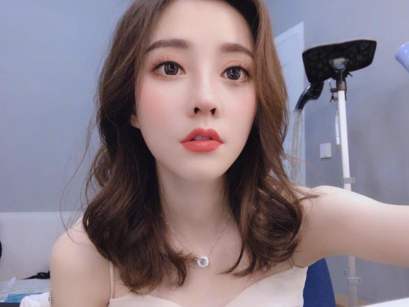 冯提莫最新歌曲佛系少女超棒,冯提莫佛系少女翻转唱起来