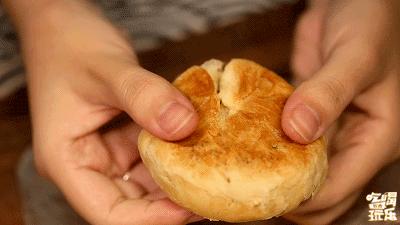 最好吃的月饼健康解馋,吃各种各样的超多月饼全部吃完