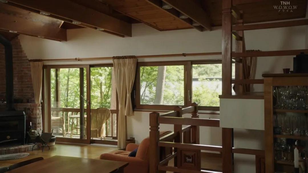 56岁阿姨独居2层别墅，不结婚不生娃，靠另类日式风圈粉无数人