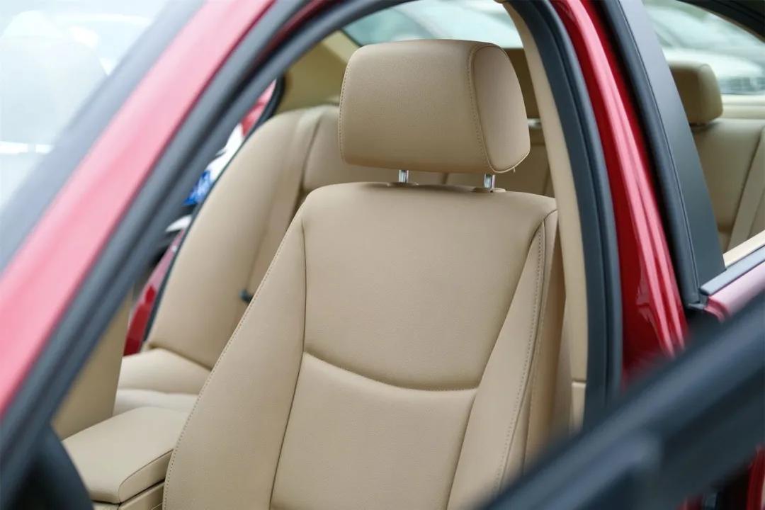 18款宝马318i二手价格 (宝马318i 倒车镜怎么设置自动翻转)