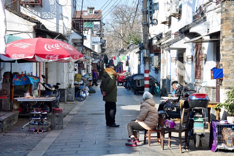 城南旧巷谁家的,探访老街旧巷带您寻觅城市记忆
