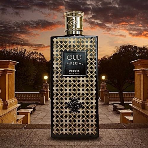 香水味道特别重,香水里有浓烈的味道