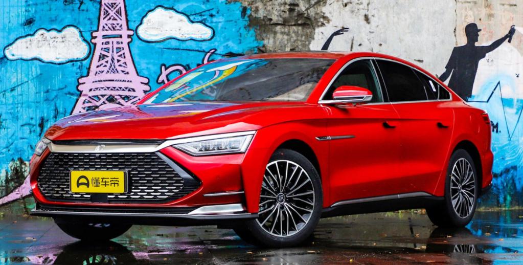 汉dm后备箱卡住东西打不开,汉dm后备箱打不开怎么办