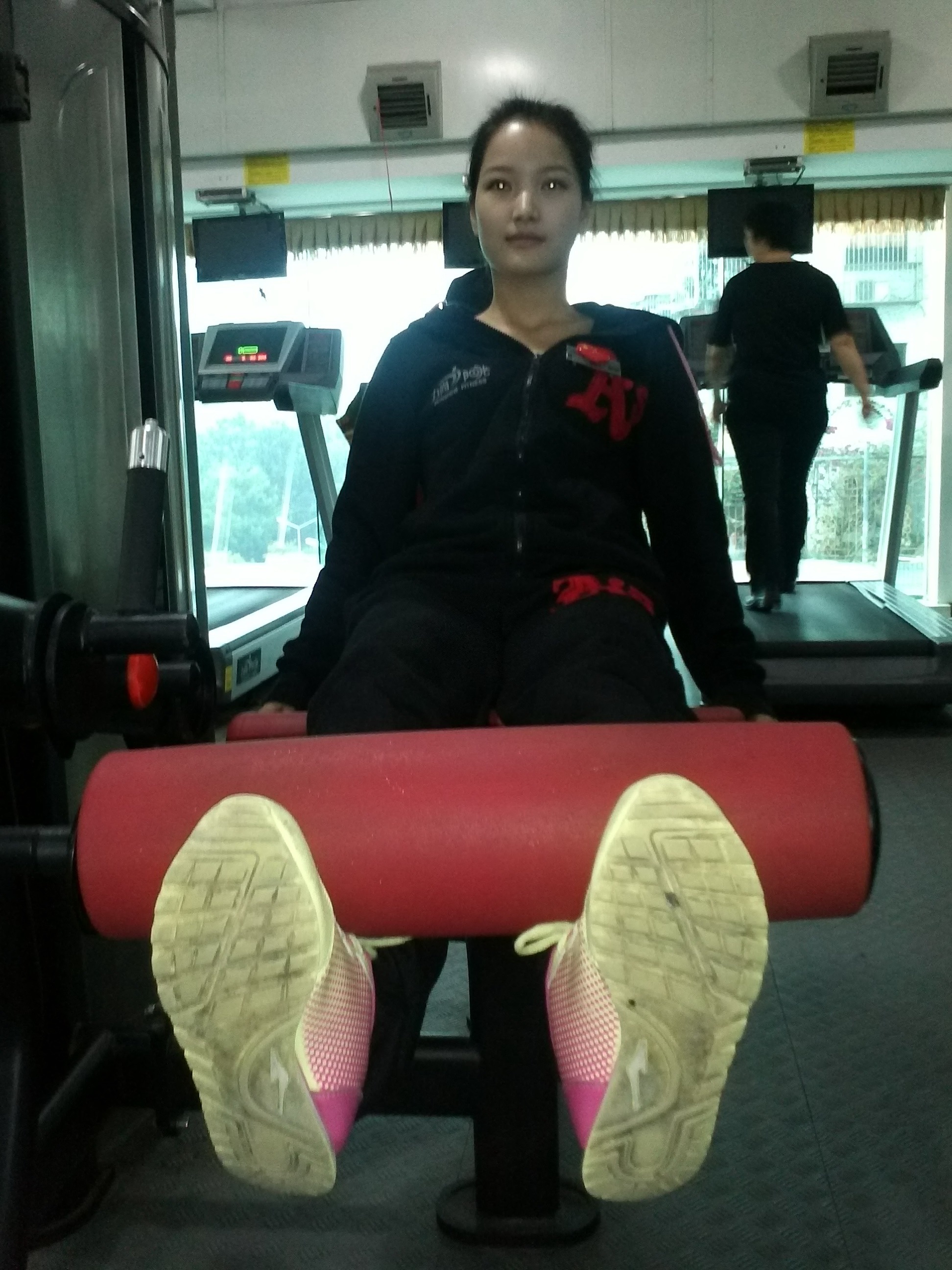 快节奏燃脂健身方法,健身房强身健体的方法