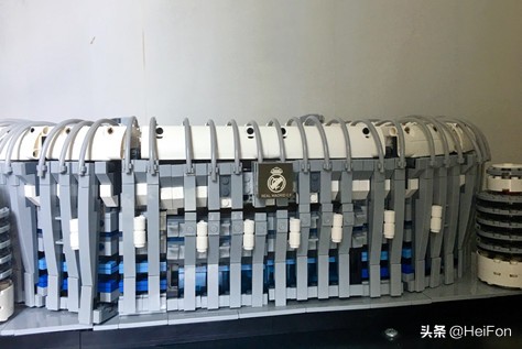 用乐高做足球场,伯纳乌球场乐高搭建全过程