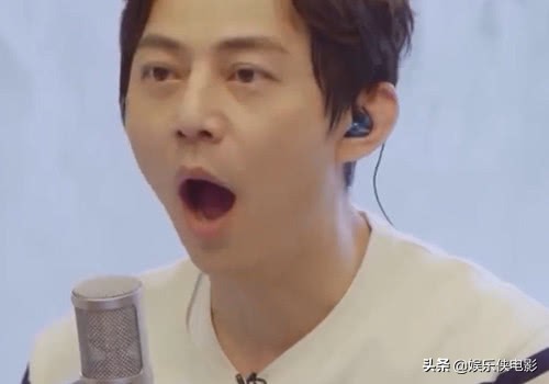 千玺被采访感情话题,千玺室友秀恩爱