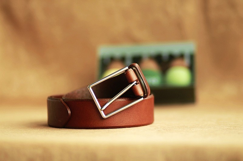 针扣头层男士皮带,男士休闲商务腰带自动扣百搭皮带