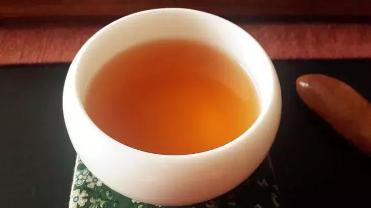 中暑腹泻没胃口吃什么好,夏天中暑没胃口吃什么