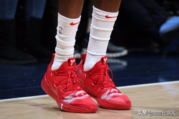 哈勒尔秀个性定制！3月12日NBA赛场球鞋赏析