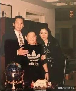 “港圈太子妃”的瓜