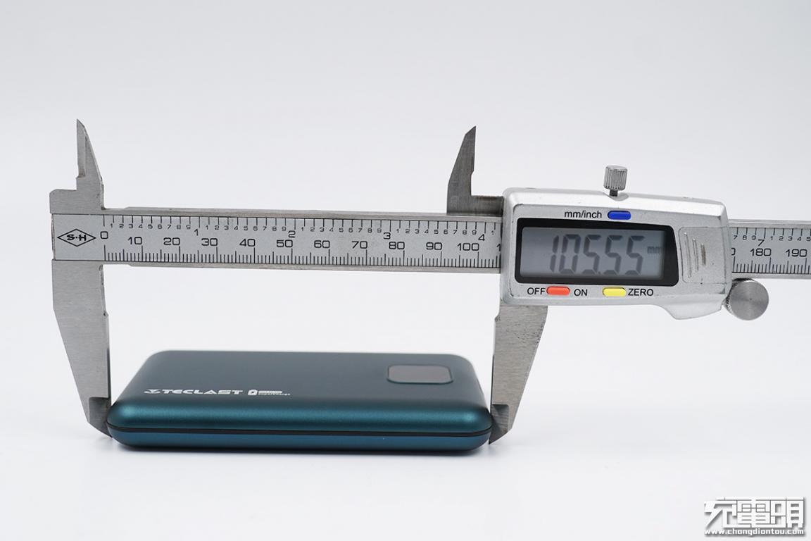 台电充电宝20000毫安快充,台电20000毫安22.5瓦充电宝评测