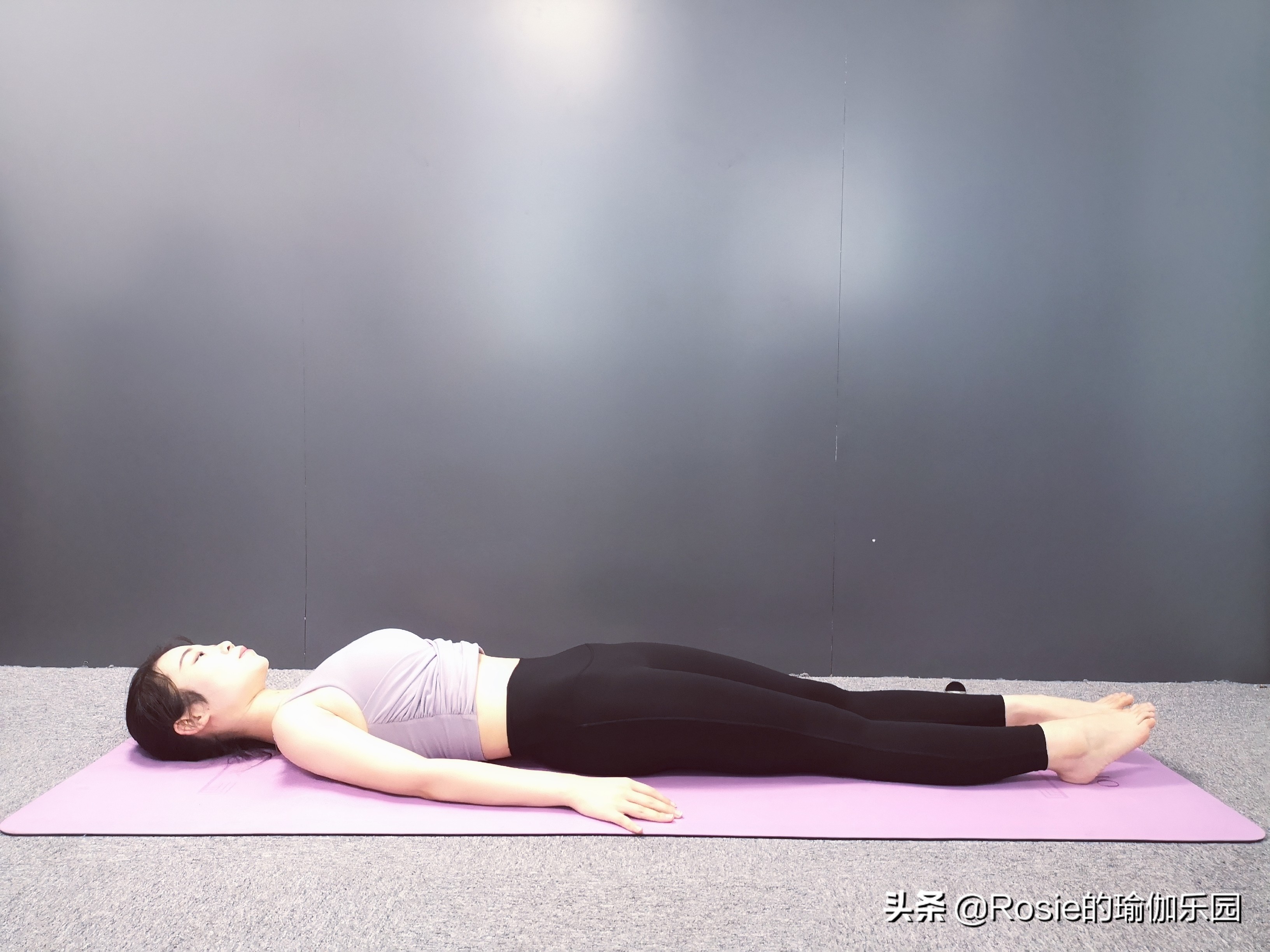 大腿根缝隙大o型腿怎么矫正,穿软鞋子造成o型腿怎么矫正