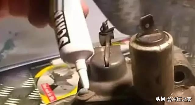 模具螺丝孔进料了怎么取出来,模具法兰螺丝断了怎么取