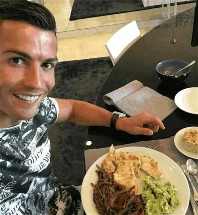 逆天弹跳过篮筐,逆天垂直弹跳