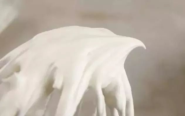 奶油打发不稳定怎么拯救,乳脂奶油和动物奶油打发对比