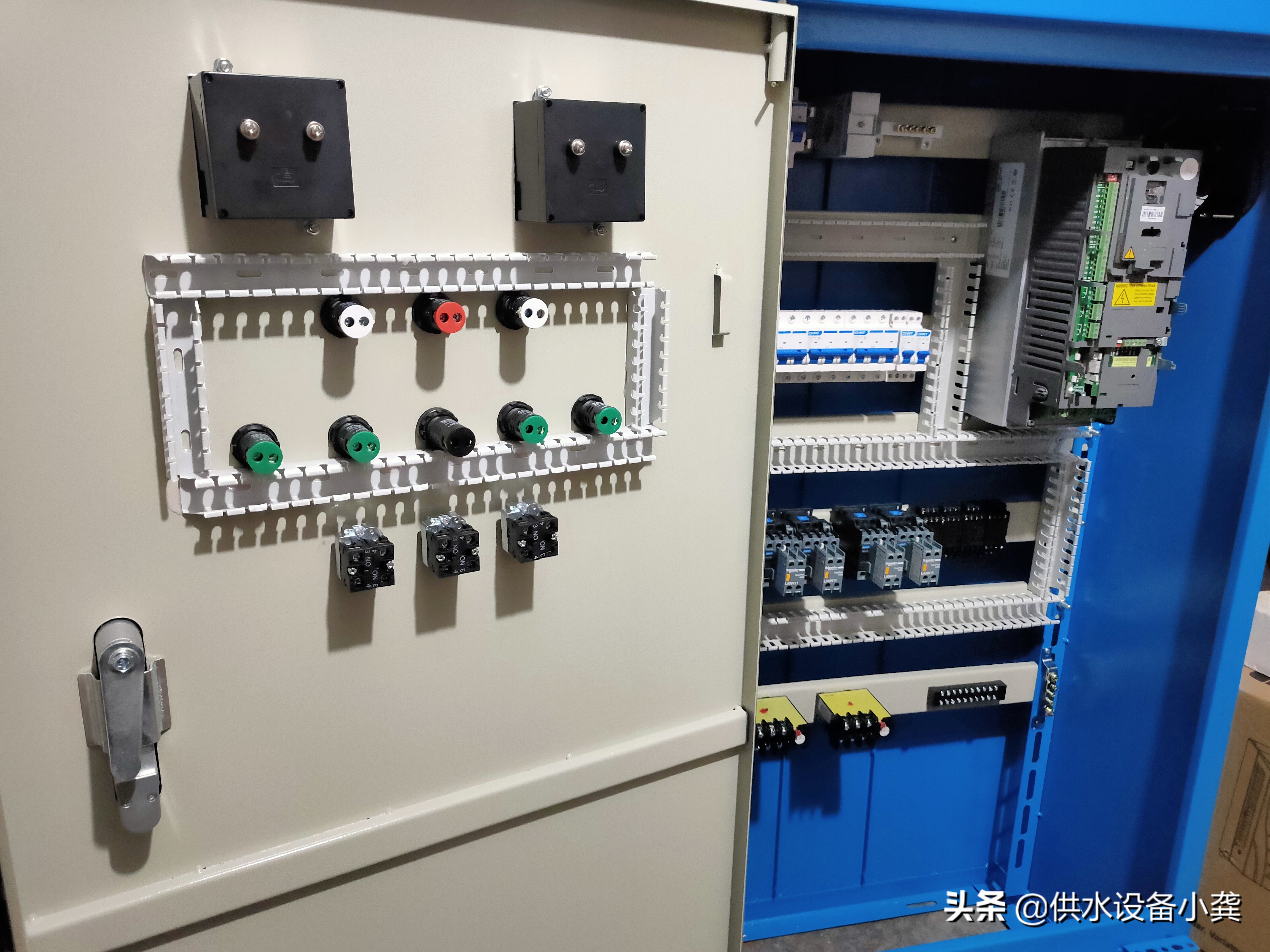 abb恒压供水控制柜组装,abb供水控制柜调试