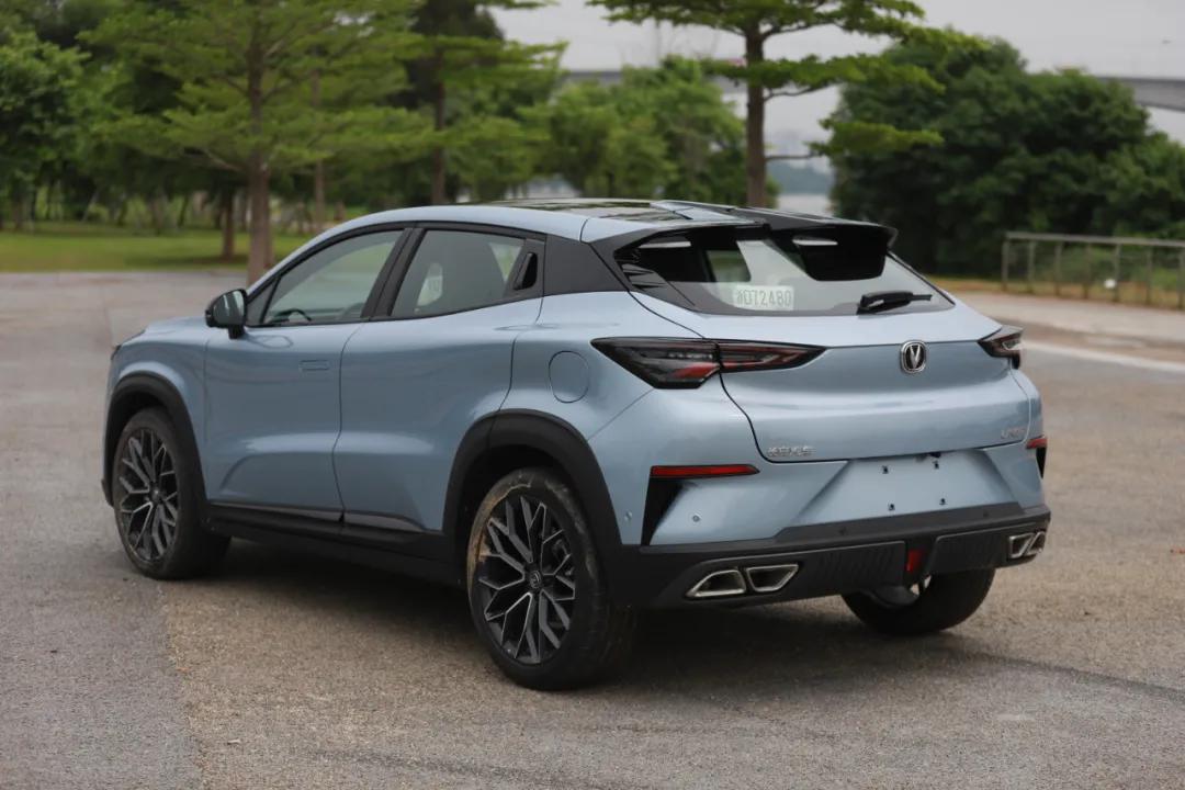 与宝马x1同级别的suv,新款宝马x1大小与长安cs55对比