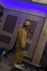 亲爹亲妈们分享自家熊孩子的沙雕现场