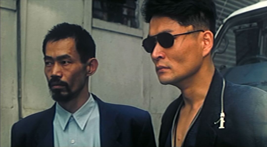 片长125分钟，拳拳到肉！韩国《新世界》导演的新片，质量又很高