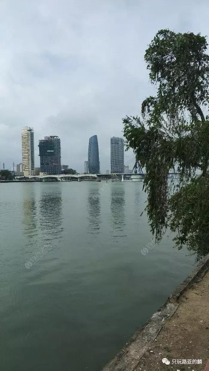 想要钓一条大鱼有多难？从越南转战回三亚，见识越南的绝户网.