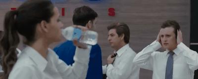 推荐两部生猛的办公室大逃杀电影,最火爆的大逃杀电影