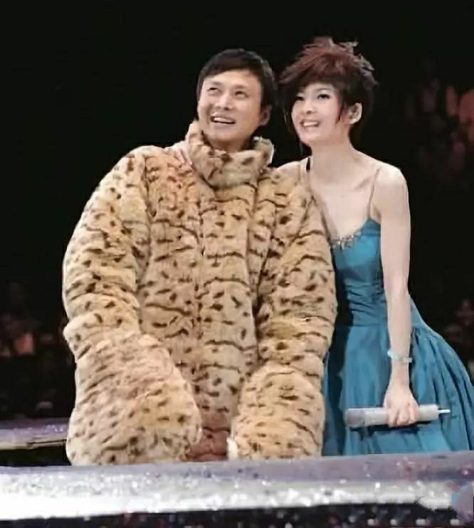 周慧敏发现老公出轨怎么办,周慧敏和陈冠希有关系吗