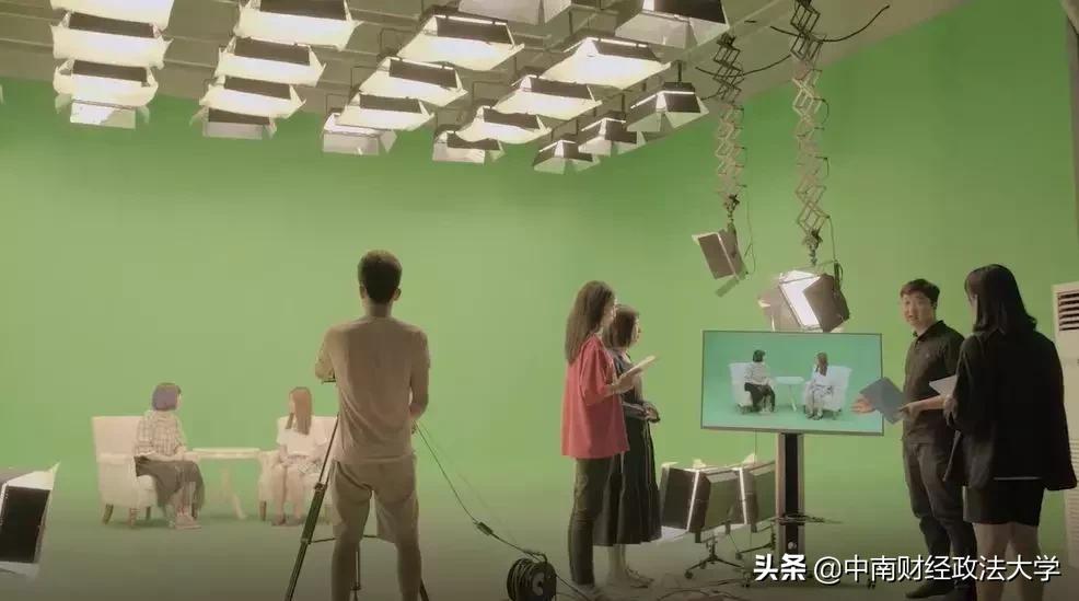 这个学校，就一个字，棒！