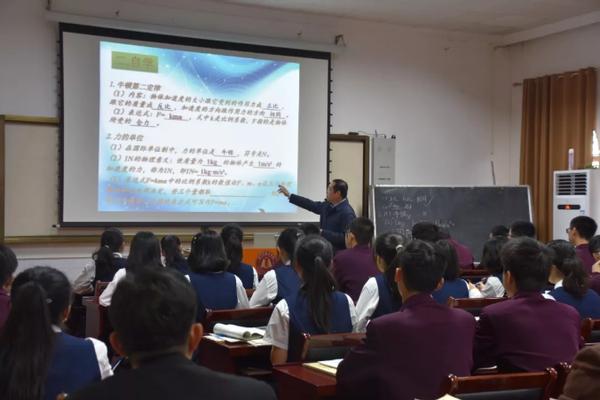 从高材生到国家机关干部当董事长,从大学校长到国家干部